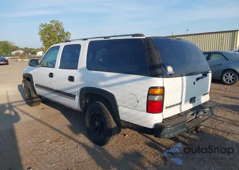 2005 Chevrolet Suburban 1500 Ls из США, поврежденный, VIN 1GNFK16Z65J137422